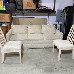 Sleeper Sofa With Matching 2 Chairs