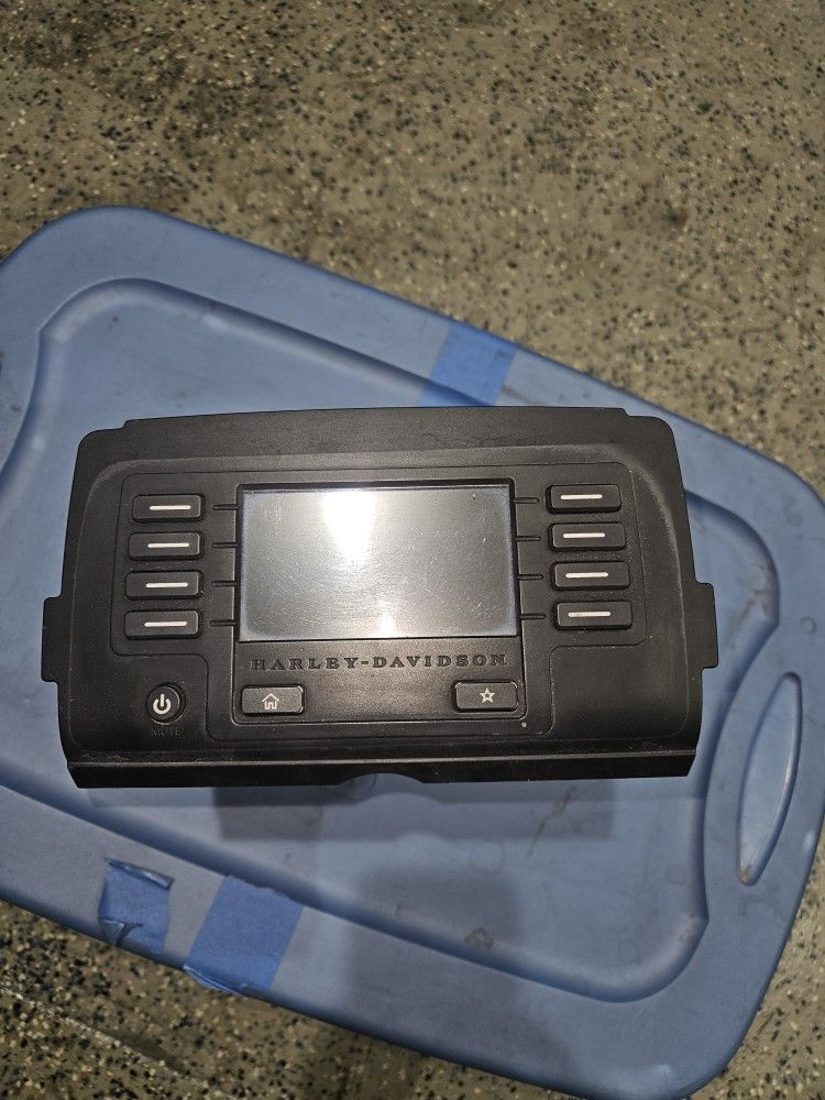 Harley Daividson Road Glide OEM Radio
