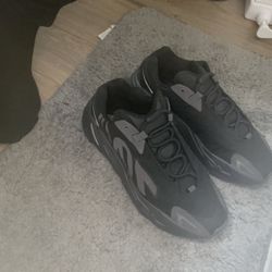Yeezy 700s