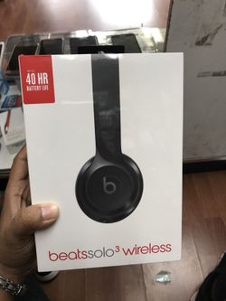 Beats solo 3 wireless sealed New