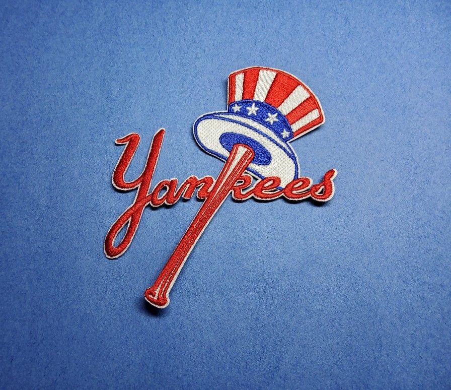 NEW YORK YANKEES LETTERING W/TOP HAT LOGO IRON-ON PATCH Mlb