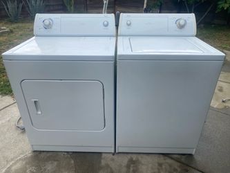 Whirlpool washer and electric dryer