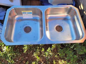 Moen sink.