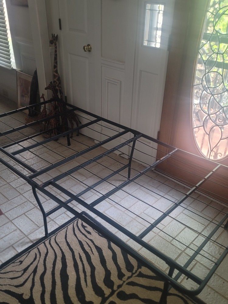 2 Foldable Metal Bedframes Can Be Used As Twin/King,All Products : American Fashion Style Bags On Sale
