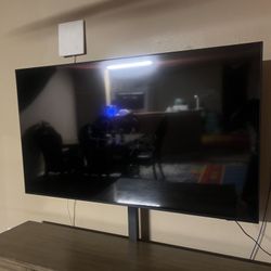 Disc Table And Tv Samsung 65 Inch