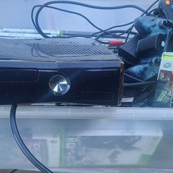 Xbox 360  And 51 Games