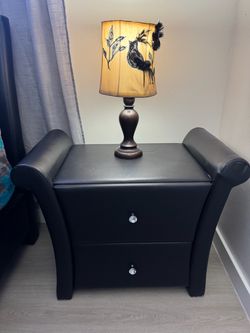 Beautiful Black bedroom set full size