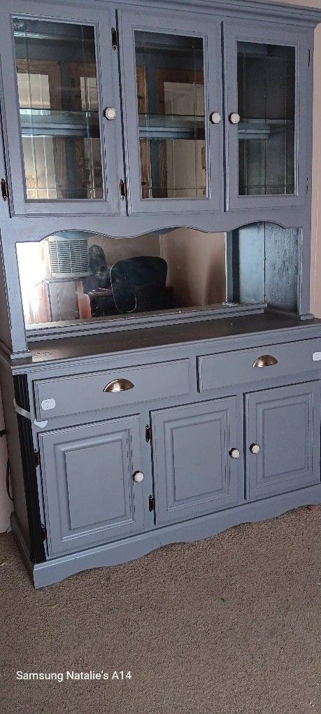 Solid Wood Hutch
