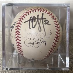 2004 Cleveland Indians Autographed Baseball With 12 Signatures 