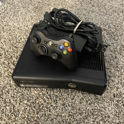 Xbox 360 Slim With Games