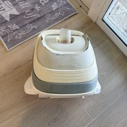 Hayward Navigator Pool Vacuum