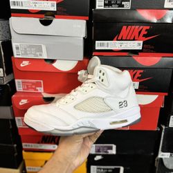 Jordan Metallic White 5s size 8.5 USED But Clean
