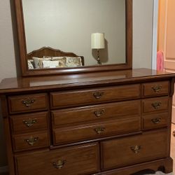 Solid Wood Bedroom Set- Honey Oak