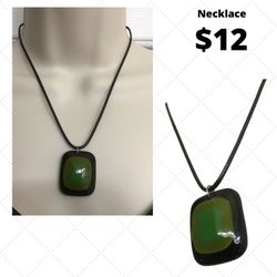 Green Pendant Necklace, See Pic For Price, Then Take Off 20%