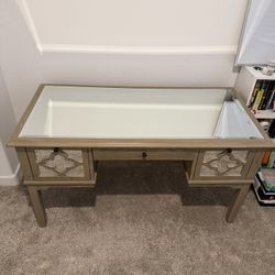 Mirror/wooden Desk