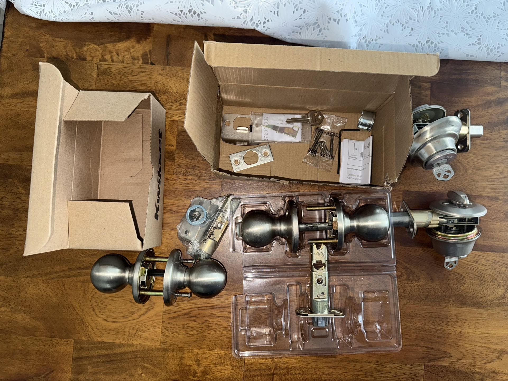 Kwikset Door Knob Set