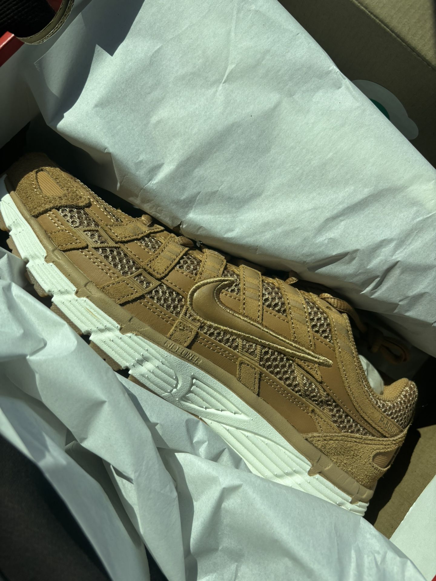 Nike P-6000 Mens Size 9.5