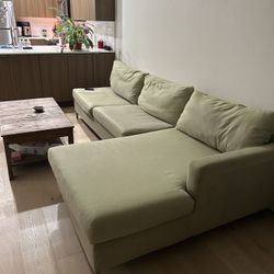 Couch And Coffee Table 