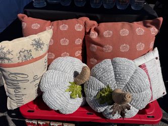 Decor pillows