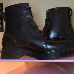 Dkny  Plastic Boots Size 8.5 