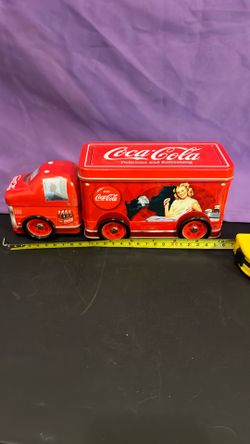 Coke Cola collectors tin