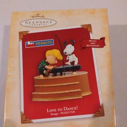 Hallmark Christmas Ornament Dated 2004--Love To Dance