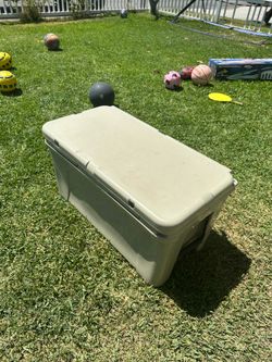 Cooler,yeti,ice chest