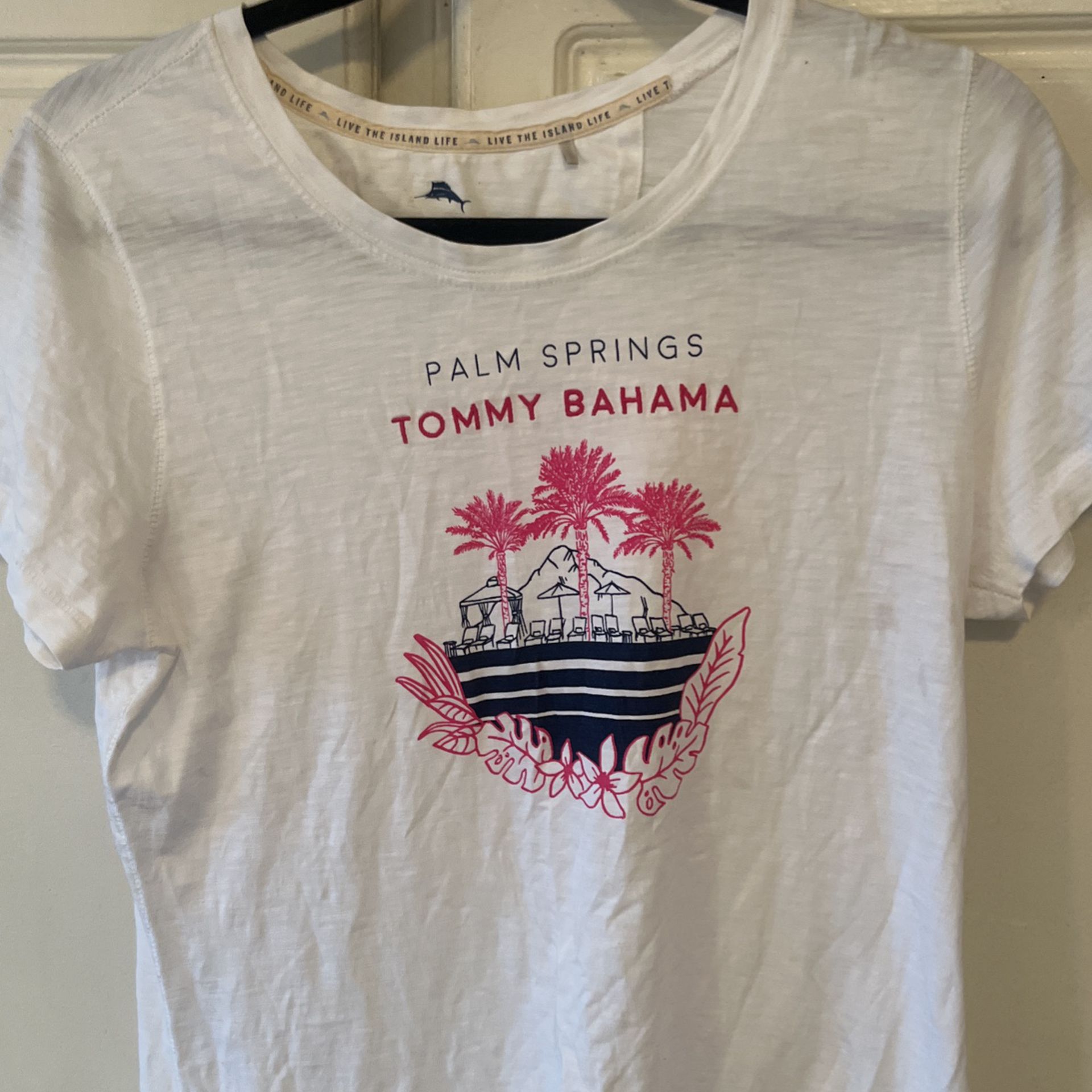 Tommy Bahama Women’s Shirt