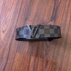 AUTHENTIC LOUIS VUITTON BELT 