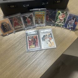 GOAT 🐐 9 Card LOT (Michael Jordan, LeBron James, Caitlin Clark & Kobe) 