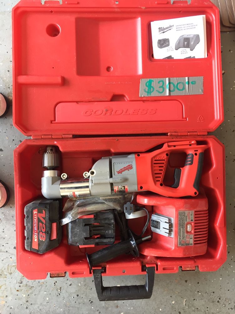 Milwaukee Right Angle Drill