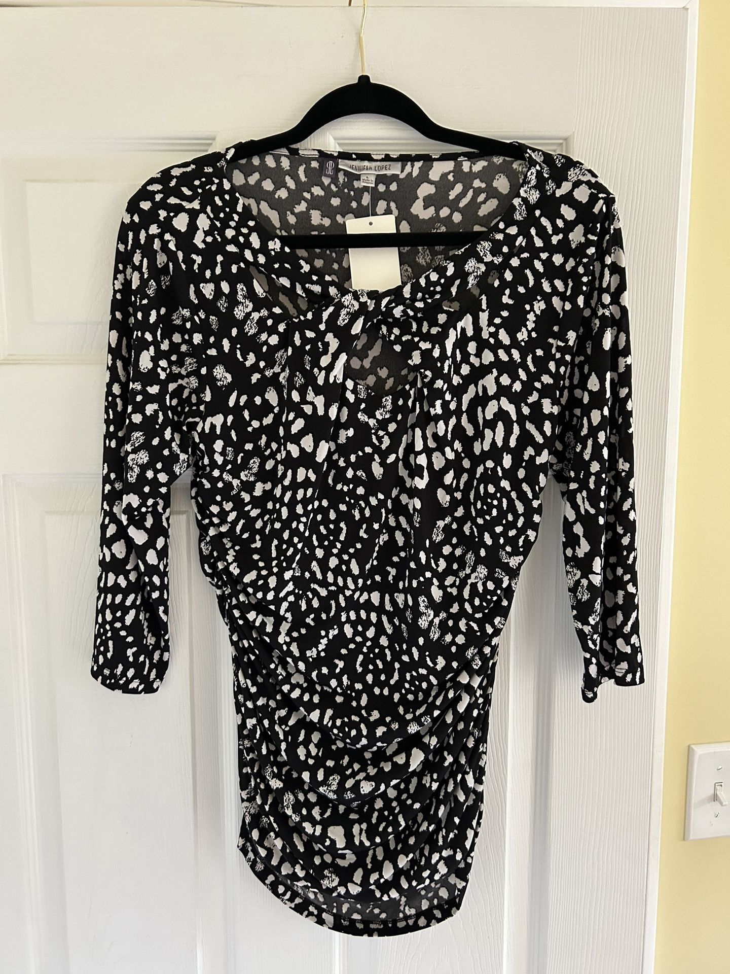 Jennifer Lopez Women’s Blouse Black And White Large