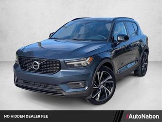 2022 Volvo XC40
