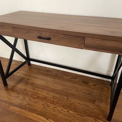 47-inch Desk with drawer