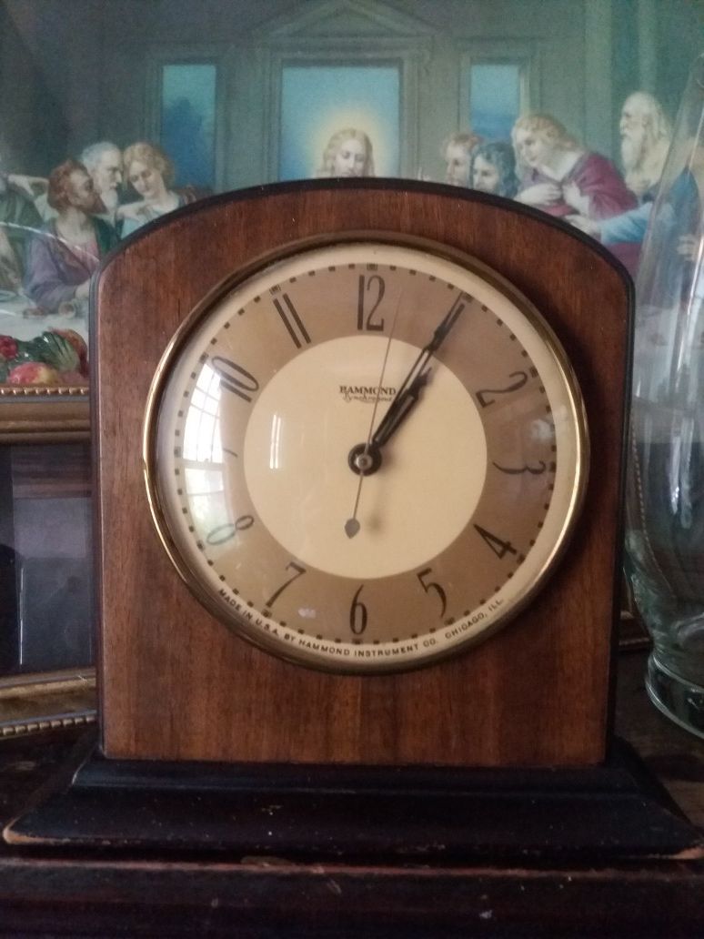 Hammond antique clock