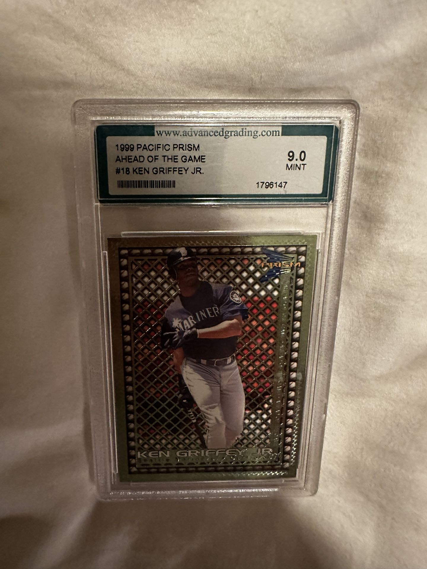 1999 Pacific Prism Ahead Of The Game #18 Ken Griffey JR. Grade:9 Mint