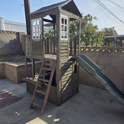 Kid Play House / Slide