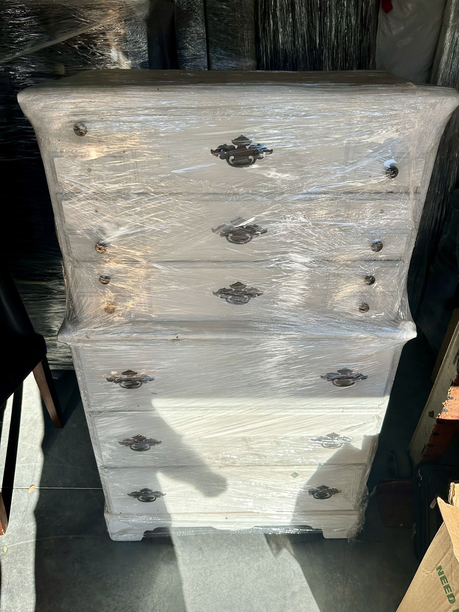 💎 RARE Vintage Bienville LA Dresser + Hutch – Heirloom, $200! 