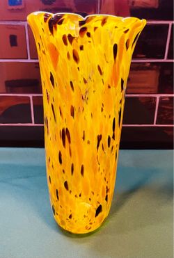 Stunning Murano tall confetti hand blown vase. Speckled copper/black accents throughout