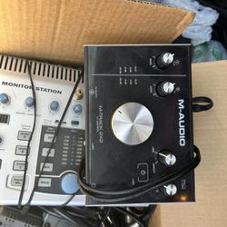 Dj / Music Equipment 