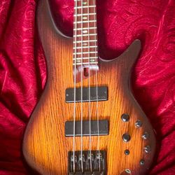 Ibanez SR500EZW Bass Active EQ 4 String Guitar