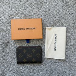 Louis Vuitton Pocket Organizer