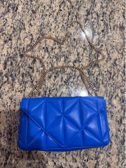 Blue Quilted Chain Crossbody Purse – 9x5