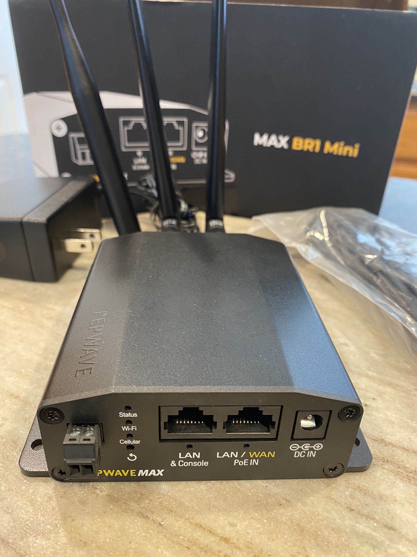 Peplink MAX BR1 Mini LTE (CAT-4) | Home Businesses and Outdoor Activities 4G LT- Open Box - NEW
