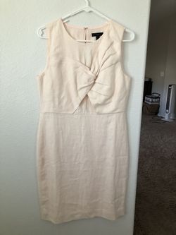 Jcrew linen dress. Brand new. Pretty and flattering size 6