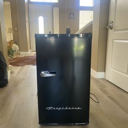 Frigidaire Dorm Mini Fridge