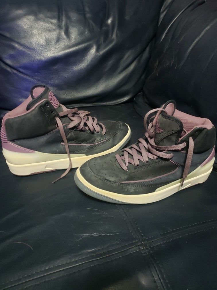 Size 11 Woman's Not The Best Shape But Only $20 As Is Woman's Air Jordan's