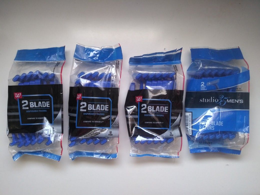 Men's disposable razors 12 pk