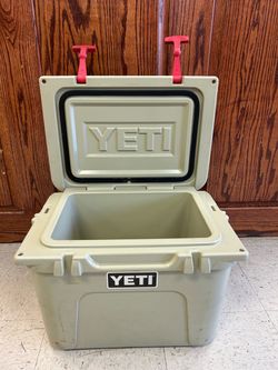 Yeti roadie 20 metal handle cooler