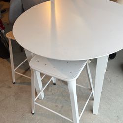 Small Table With Barstools